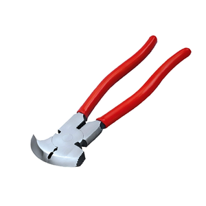 Pince à clôture en acier forgé, outil de clôture polyvalent et durable, idéal pour les tâches de maintenance et de réparation agricoles - Product Image 2