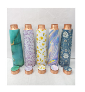 ขวดน้ำทองแดงเป็นมิตรกับสิ่งแวดล้อมพร้อมดีไซน์ป้องกันการรั่วซึมและประโยชน์ต่อสุขภาพอายุรเวท - Product Image 6