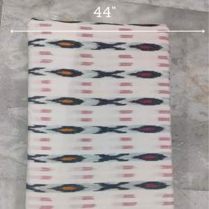 Tissu Ikat indien traditionnel tissé à la main, durable et éco-responsable, en coton, fabriqué par des artisans, pour la décoration intérieure. - Product Image 4