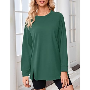 Sweat-shirt court personnalisé pour femme, pull-over moderne à capuche pour le fitness et le streetwear, hauts actifs ajustés pour femme - Product Image 3