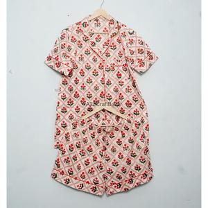 Pyjama sexy pour femmes en coton et dentelle à manches courtes, col en V, imprimé floral, respirant, lavable, coupe trapèze, avec cordon de serrage - Product Image 6