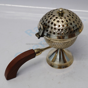 Quemador de incienso de latón ecológico con mango de madera, quemador de Bakhoor portátil para templo, hogar y decoración espiritual - Product Image 2