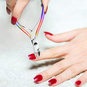 Ensemble de manucure professionnel en acier inoxydable 3 pièces avec coupe-ongles, pousse-cuticules, outils de nail art, service de logo personnalisé - Product Image 3