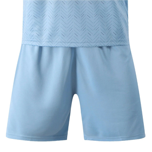 Tenue de football à prix compétitif, nouveau style, couleur unie et motif, kit de football abordable, léger, anti-humidité, coupe classique - Product Image 4