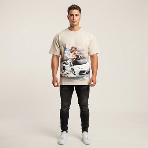 Camiseta deportiva blanca personalizada con estampado de coche, cuello redondo, 100% algodón jersey, estilo moderno, manga corta, para uso unisex. - Product Image 4