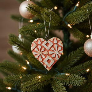 VIXM17008 Adorno Colgante de Madera de Alta Calidad con Forma de Corazón y Estampado Abstracto para Árbol de Navidad |   Regalo Decorativo Festivo para el Hogar - Product Image 4
