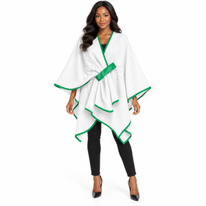 Poncho asymétrique HMR Sorority Sisterhood blanc avec bordure verte, col en V, manches chauve-souris, longueur midi, fermeture à ceinture, uni - Product Image 1