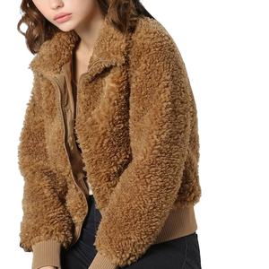 Vestes en polaire sherpa pour femmes de haute qualité, confortables et respirantes, avec capuche, doublure en fausse fourrure, service OEM - Product Image 1
