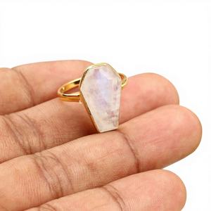 Hermoso Anillo de Piedra Lunar Arcoíris Natural para Boda o Fiesta, Forma de Ataúd de 11x17mm, Plata de Ley 925, Baño de Oro de 18K, Engaste de Bisel - Product Image 1