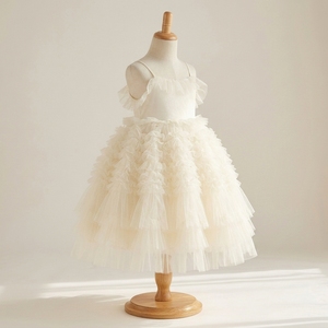 Vestido de niña de las flores de tul con volantes color marfil, estilo princesa, con tirantes finos y capas, ideal para bodas, fiestas de cumpleaños y eventos de boutique. - Product Image 2