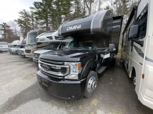Autocar de luxe T-h-o-r O-M-N-I S-V-3-4 Euro 6, modèle 2021 2022 2023, pour le camping et les croisières - Product Image 4