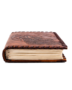 Diario Hecho a Mano de Cuero Genuino con Diseño de Lobo |   Cuaderno Vintage con Grabado en Relieve |   Diario de Viaje Rústico, Cuaderno de Bocetos, Regalo - Product Image 3