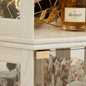 Antique Collection Armoire de rangement en verre éclairée pour le vin et le bar avec vitrine à LED pour le salon - Product Image 6