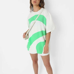 T-shirt décontracté surdimensionné pour femme, imprimé numériquement, très tendance, en vente avec logo personnalisé, faible MOQ, t-shirts respirants pour femme - Product Image 5