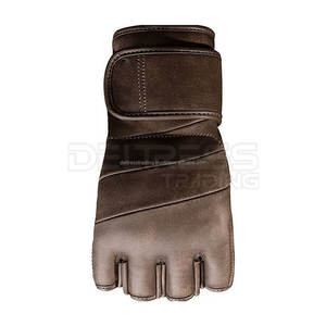 Gants de MMA de qualité supérieure, durables, confortables, en cuir, personnalisables, style UFC, imperméables, anti-humidité, avec votre logo - Product Image 5