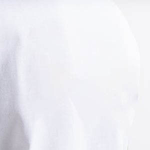 เสื้อยืดโอเวอร์ไซส์สีขาวแบบเรียบ ผ้าฝ้าย 100% ทรงหลวมไหล่ตก น้ำหนัก 240 GSM สไตล์สตรีทแวร์ ทรงบ็อกซี่ - Product Image 3