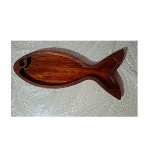 Plato de Madera Decorativo para Servir, Diseñado para Mejorar el Entretenimiento en el Hogar y la Experiencia Gastronómica - Product Image 3
