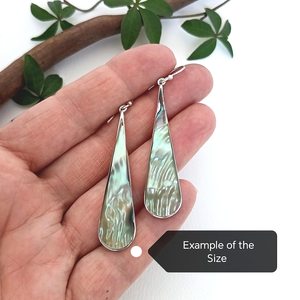 Boucles d'oreilles artisanales en coquille de nacre brute en forme de goutte, bijoux naturels, objets d'art et de collection, pour soirée - Product Image 3