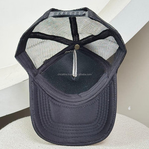 Chapeau de camionneur en cuir de vachette fabriqué à la main avec bord en cuir repoussé à la main Casquette en maille réglable de style occidental - Product Image 6