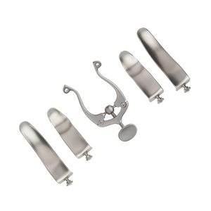 Retractor Quirúrgico Manual Premium de Alta Calidad con Mecanismo de Retención Anal y Dos Pares de Cuchillas Giratorias de Acero Inoxidable - Product Image 2