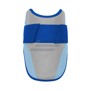 Protector de Codo de Béisbol de Cuero PU con Doble Correa Ajustable para Protección Deportiva para Adultos, Uso en Todas las Estaciones - Product Image 1