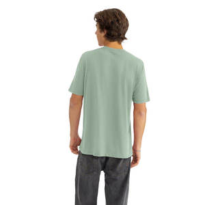 T-shirt unisexe Next Level à manches courtes en mélange de coton peigné, léger, pour adulte, avec logo personnalisé, MOQ - Product Image 5