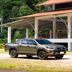 Toyota Hilux d'occasion, double cabine, moteur diesel, performances robustes, conduite à gauche et à droite disponibles, en stock - Product Image 4