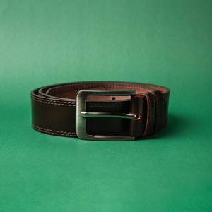 Ceintures en cuir véritable de luxe pour hommes, fabriquées en usine, ajustables, souples et décontractées avec boucle en acier, en provenance du Pakistan. - Product Image 3