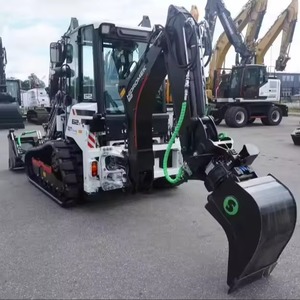 Potente Retroexcavadora Hidromek HMK 62 T con Diseño de Orugas y Fuerte Rendimiento Hidráulico, Construcción Compacta - Product Image 1