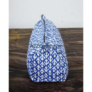 Estuche de Viaje Multifuncional Ecológico de Algodón Hecho a Mano con Estampado de Bloques, con Cierre, en 3 Tamaños, para Guardar Maquillaje - Product Image 6