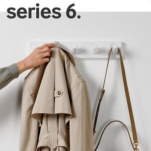 Perchero de Pared Moderno Blanco de Madera con 5 Ganchos - Solución de Almacenamiento Duradera, Impermeable y Ecológica - Product Image 6