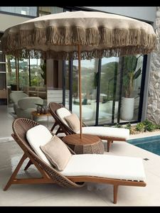 Tumbona de Madera Tejida para Exteriores, Tumbona para Piscina, Silla Reclinable para Patio con Cojín para Hotel o Villa - Product Image 1