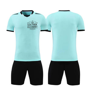 Uniforme de Fútbol para Hombre Hecho en Pakistán, Ropa Deportiva Ligera y Ecológica, Uniforme de Fútbol Sublimado - Product Image 1