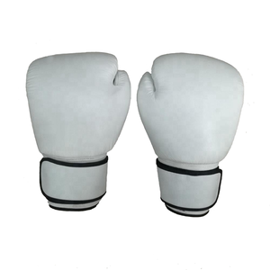 Gants de boxe MMA en cuir véritable de qualité supérieure, logo personnalisé, évacuation de l'humidité pour hommes - Product Image 3