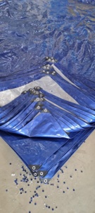 Bâche en tissu bleu avec œillets métalliques et boucles, imperméable, pour usage extérieur, tissage uni, poids moyen - Product Image 2