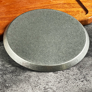 Assiettes rondes classiques rétro en acier inoxydable de style coréen - Assiettes à dessert et à barbecue pour restaurants - Product Image 4