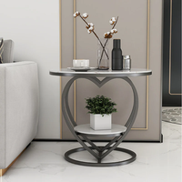 Table d'appoint en acier de style moderne, écologique et durable, avec plateau en marbre en forme de cœur, pour salon, salle de séjour, bureau
