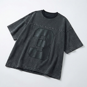 เสื้อยืดโอเวอร์ไซส์สีชาร์โคล ล้างสีแล้ว พิมพ์ลายโทนสีขนาดใหญ่ที่อก ทรงบ็อกซี่  แผงคอแบบพิเศษ |   เสื้อผ้าสตรีทแวร์แบบ OEM / แบรนด์ส่วนตัว - Product Image 1