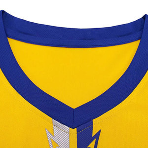 Ensemble de maillots et shorts de football respirants, taille élastique, coupe confortable, adapté aux matchs de compétition, service OEM personnalisé de haute qualité - Product Image 3