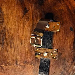 Escudo Vikingo Auténtico de Madera, Estilo Nórdico, Hecho a Mano, Duradero, para Exhibición y Accesorios de Disfraces - Product Image 6