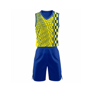 Conjunto de Camiseta y Pantalones Cortos de Baloncesto Reversibles Europeos, Sublimados y Transpirables, 100% Personalizados, 160 g/m², Bordado por Sublimación, Tallas Grandes - Product Image 4