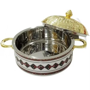 Casserole ronde dorée attrayante avec couvercle et poignées en acier inoxydable, ustensile de cuisson durable pour cuisinières à gaz et à induction - Product Image 2