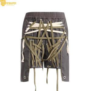 Pantalones Cortos Deportivos Personalizados con Múltiples Cordones |    Falda-pantalón estilo punk en capas |   Pantalones Cortos Tácticos de Algodón Resistente con Efecto Desgastado - Product Image 3