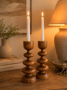 Porte-bougies coniques en bois faits à la main, décoration rustique pour table à manger, porte-bougies en bois naturel par B H Brothers - Product Image 2