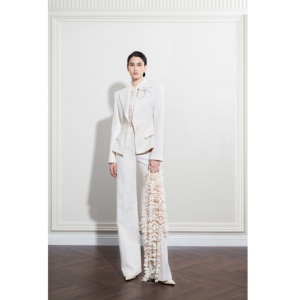 Ensemble de blazers pour femmes en gros ODM ELISE FIT BLAZER SAND JACQUARD Texturé Doux Respirant Qualité Supérieure Nouveaux Costumes et Blazers pour Femmes - Product Image 5