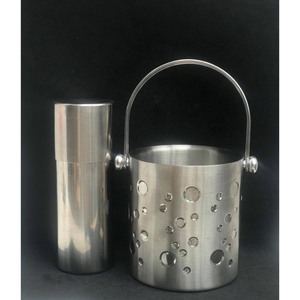 High Quality Stainless Steel Cocktail Shaker Martini Shaker Drink Mixer Amazing <b>Bar</b> <b>Tools</b> Set Gifts India Liquor <b>Tools</b> - Product Image 1