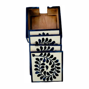 Posavasos Cuadrado de Hueso Incrustado Hecho a Mano de 4x4 Pulgadas, Elegante Adorno Decorativo para Mesa en Diferentes Colores por Tradebyd - Product Image 2