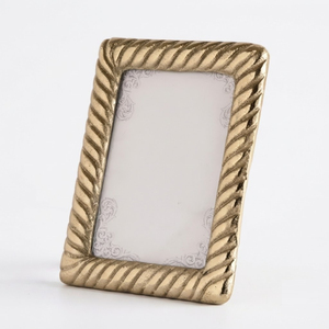 Luxury <b>Gold</b> Photo <b>Frame</b> Vintage Leaf Design Resin <b>Gold</b> <b>Frame</b> Antique Metal Picture <b>Frame</b> for Bulk Home Decoration Supplies - Product Image 3
