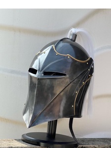 Casco de Caballero Medieval con Acabado en Latón, Armadura de Acero con Pluma y Visera Abierta, Vanguard Winged - Product Image 2