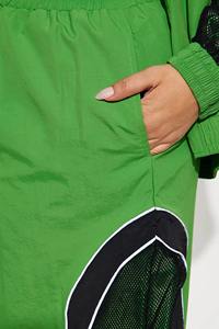 Ensemble de survêtement sport deux pièces en nylon, veste zippée décontractée personnalisable avec logo, pour hommes et femmes - Product Image 3